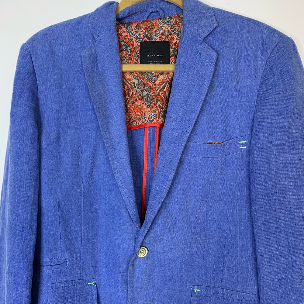 Zara Man blue blazer with green contrasting button - Picture 3 of 5